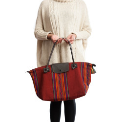 Large foldable bag in llama leather and Andean textile