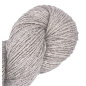 Pearl Grey – Baby Llama & Silk – 50 g / 180 yd.